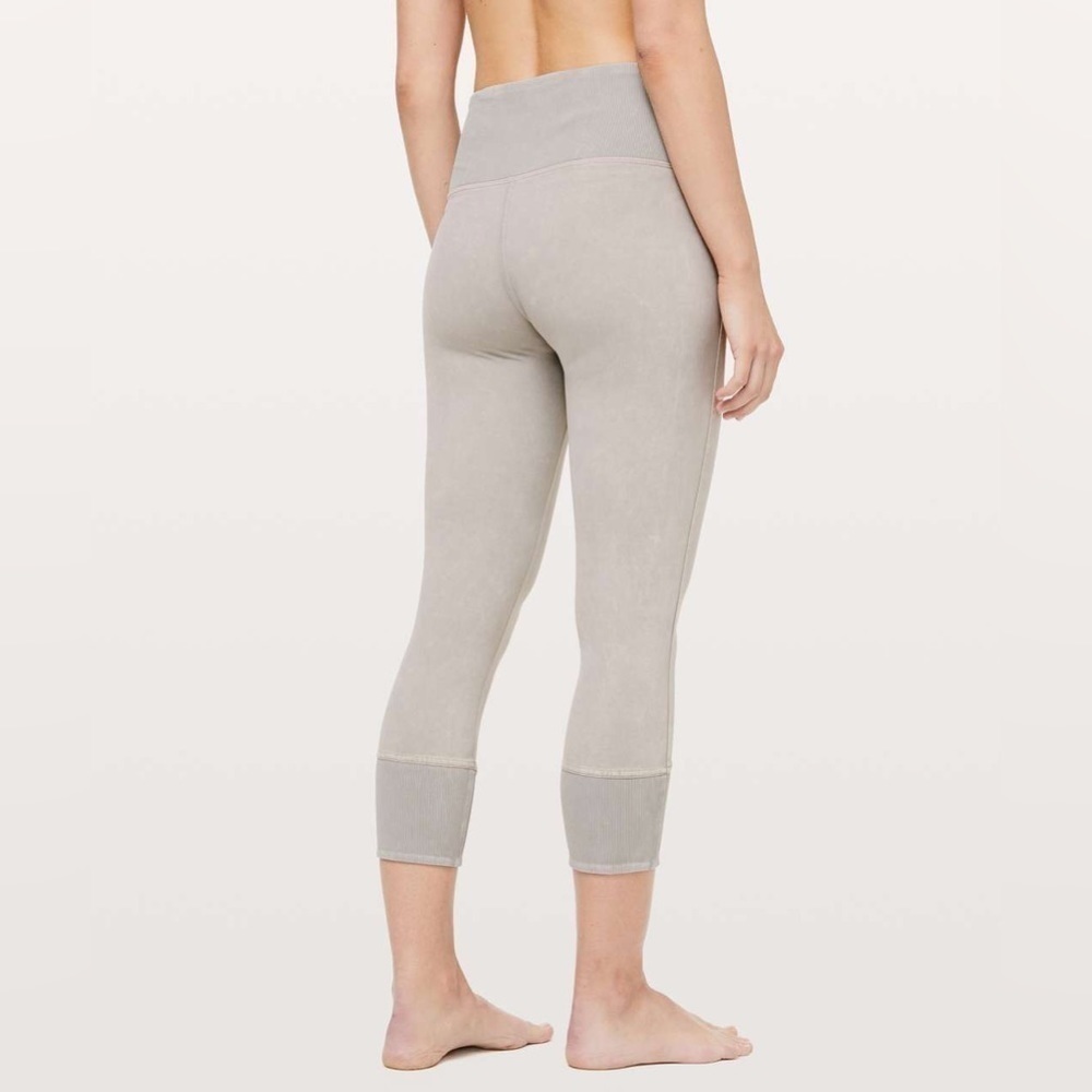 Lululemon Wunder Under Crop Capris 23" *Ribbed Washed French Clay ltd ed…​​